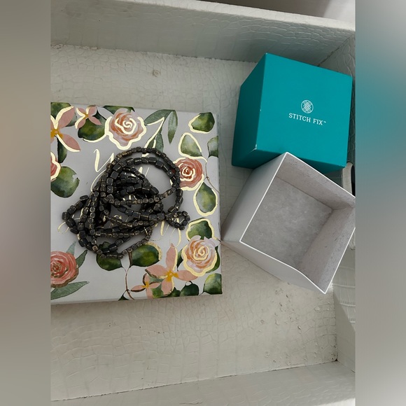 ❄️5/$25 Marlyn Schiff Castile Multi Strand Bracelet (in original box) - Picture 9 of 9